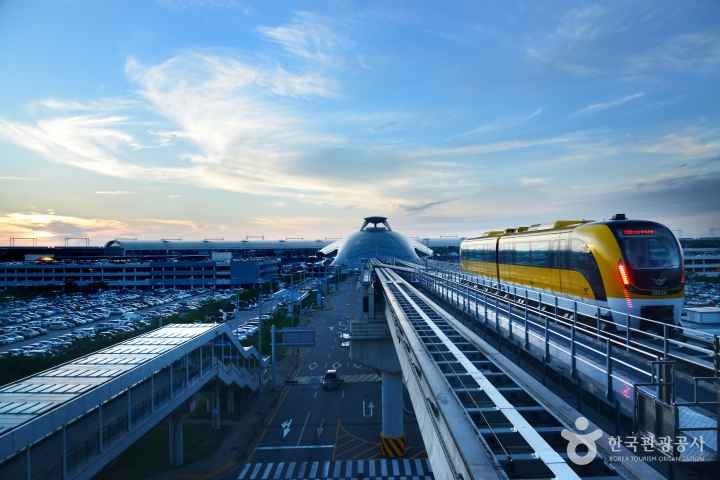 2017년 8월 인천국제공항 외부 교통시설 실사진
